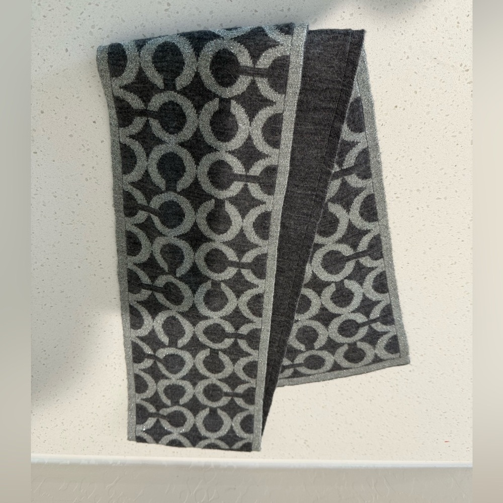 Coach Scarf Grey Wool and Polyester